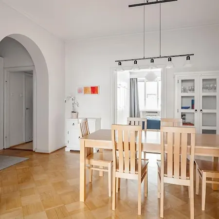 Wehost Spacious 2br In The Center Apartmán