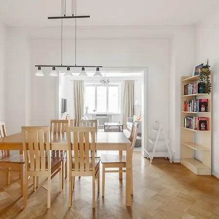 アパート Wehost Spacious 2br In The Center