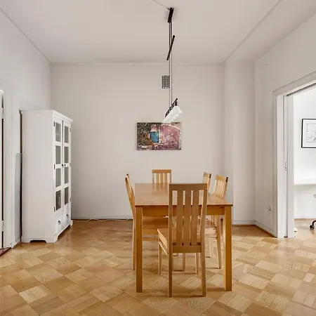 Appartamento Wehost Spacious 2br In The Center Helsinki